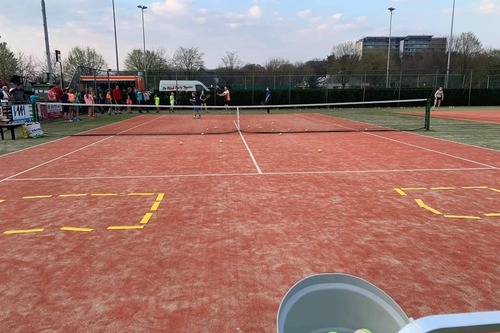 Tennisbaan